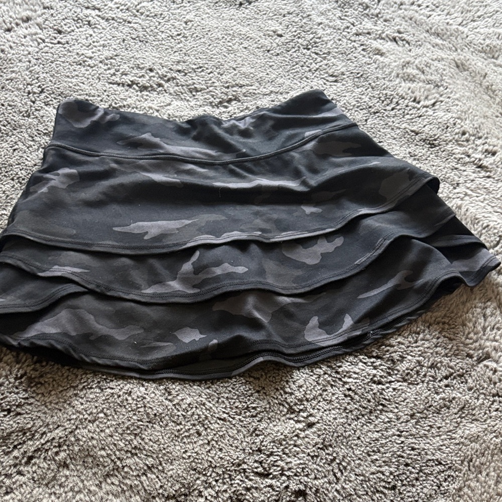 Athleta Girls' Black Camo Tiered Active Skort